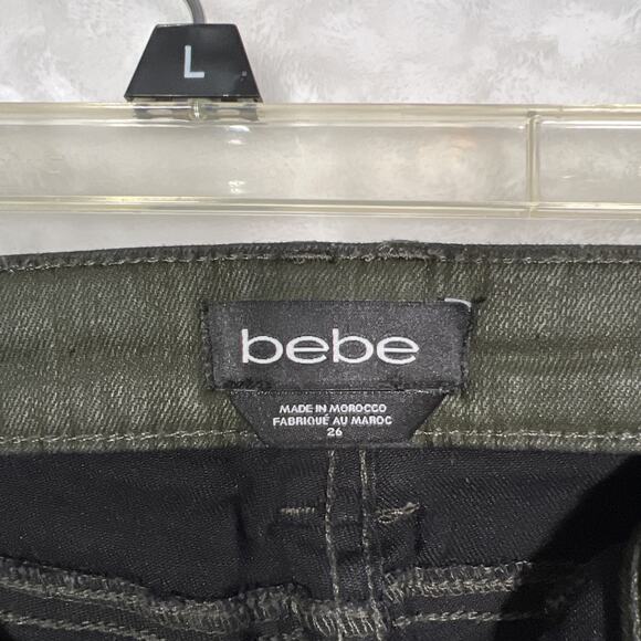 Bebe Women's Shiny Dusty Olive Pants Size 26 Zipper Pockets/Cargo Pockets Y2K - Picture 2 of 12